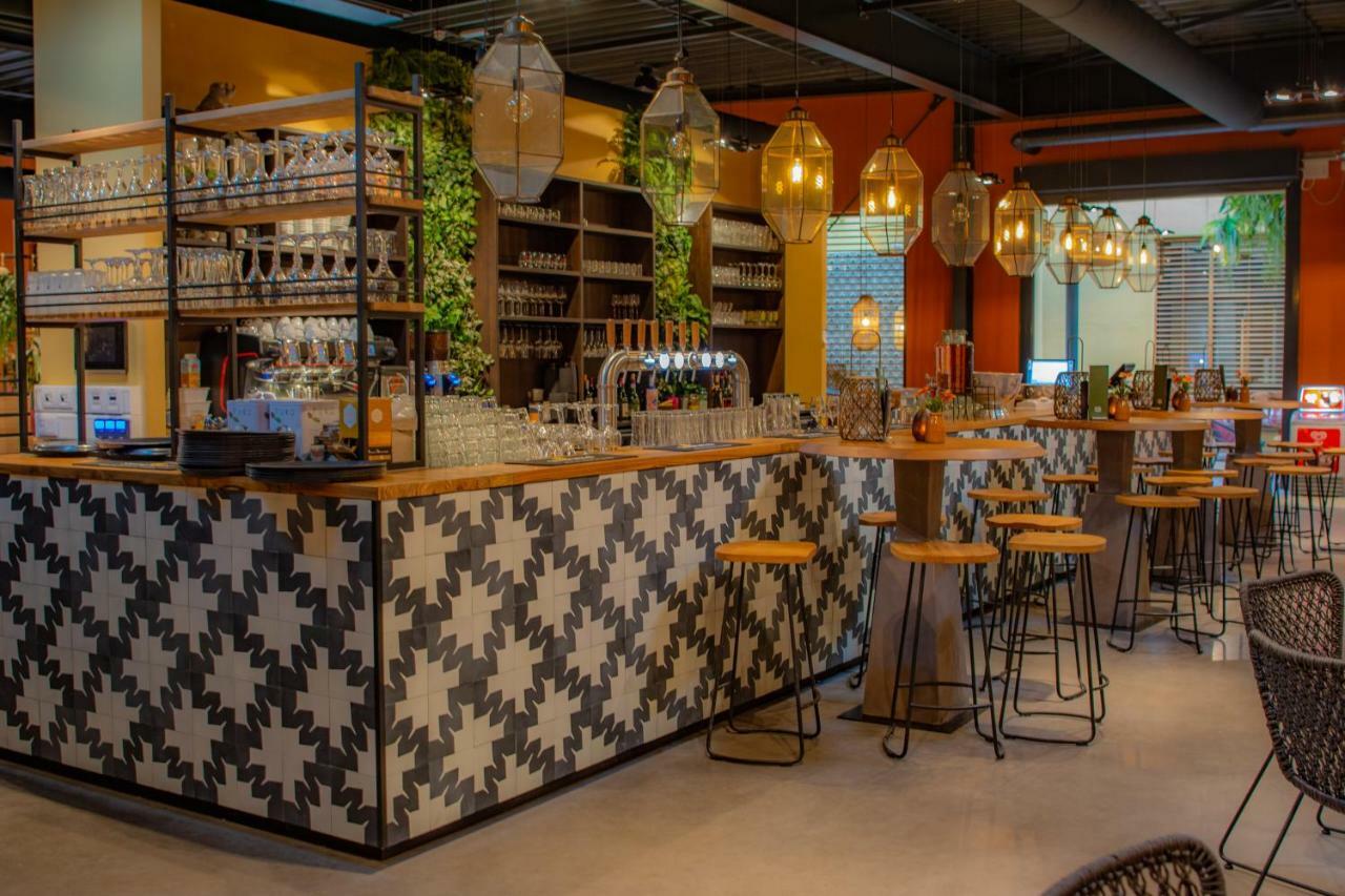 Safari Resort Beekse Bergen ヒルヴァーレンベーク エクステリア 写真